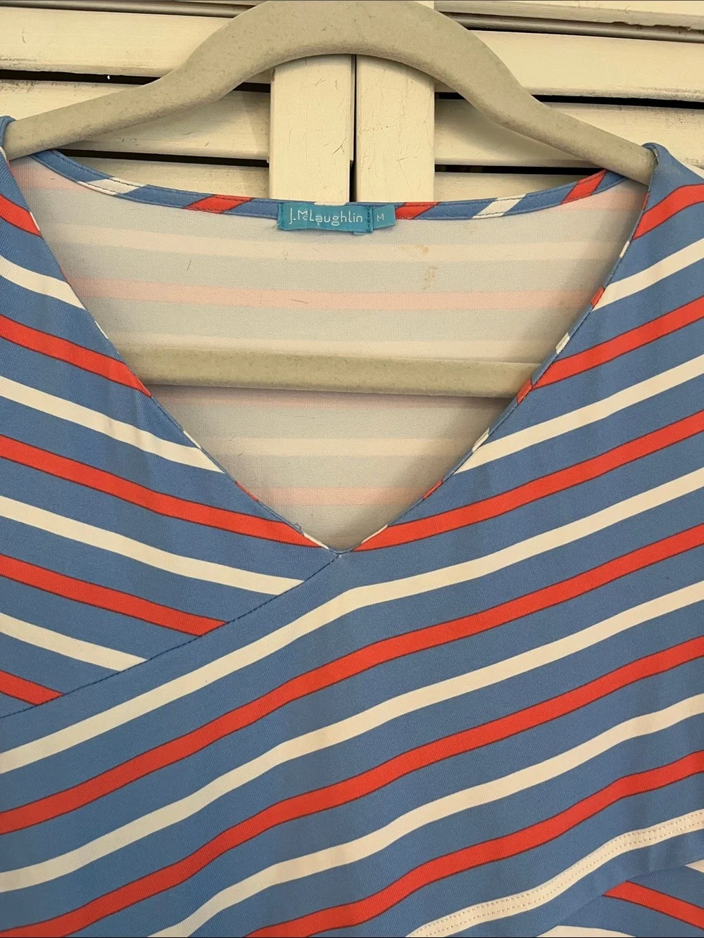 J McLaughlin V Neck 3/4 Sleeve Top Sz Medium
